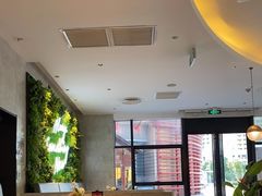 -必胜客(武汉欢乐谷店)