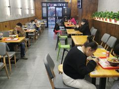大堂-螺小胖柳州螺蛳粉(钟楼总店)