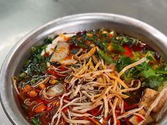 -老五鸡丝豆花面粉(瑞金北路68号院店)