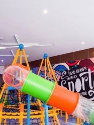 -反弹蹦床公园·亲子乐园·团建·派对(尚品奥莱店)