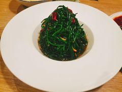 虫草花拌沙葱-阿西娅·西北妈妈拿手菜(华联店)