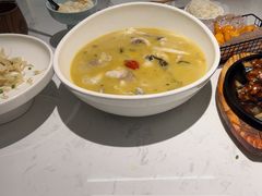 -峨嵋小镇·川菜(正定朗华店)