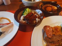 -岷山饭店-芝芝自助餐厅