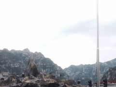 -平西抗日烈士陵园