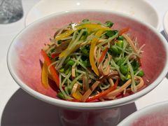 花椒油拌黑豆苗-醉辉皇(桃源π商业广场店)