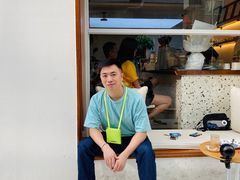 -Line 咖啡(石厦花园店)