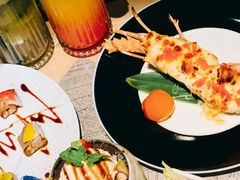 -穹六人间 people 6(岳阳路店)