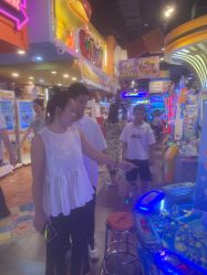-卡通尼乐园(宝山龙湖天街店)