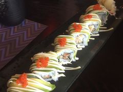 牛油果软壳蟹卷-羽山料理