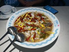 老坛酸菜活鱼-花椒俏川菜小馆(南海万达店)