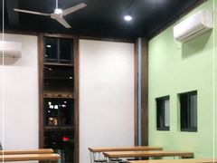 大堂-文昌邓记清补凉(西沙路店)