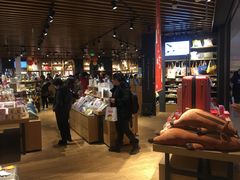 -九木杂物社(恒隆广场店)
