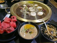 -沸炉重庆老火锅(军事博物馆店)