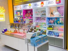 -泡泡玛特POPMART(上海环球港店)