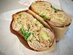 吞拿鱼船长-Catch Bagel(芳草地店)