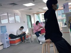 -百邦苹果官方授权维修(好世界商场店)