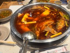 -肖肖酸萝卜鱼火锅(总店)