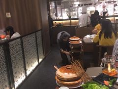 大堂-捞王锅物料理(上海世茂广场店)