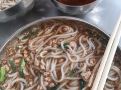 -正宗杨记普洱酸醋米线(总店)