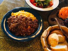 红烩牛肉蛋包饭-羽深肉铺 Steak & Wine
