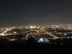 -鬼笑石后山停车场