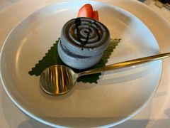 黑芝麻红豆冰糕-三号黄浦会Canton Table