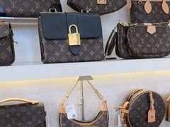 -六六奢品·vintage中古·回收二手奢侈品包包手表首饰(环球港店)
