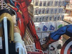 -名创优品(江南新地店)