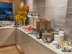 -上海虹桥君丽假日酒店(娄山关路地铁站店)