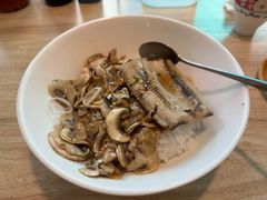 现烧鲜鳗白蘑菇饭-春笙食堂.丼饭拉面寿司(GOGO新天地店)