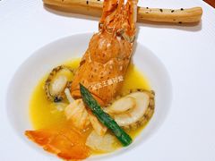 金汤龙虾顿鲍鱼-美盛喜来登大酒店-盛宴标帜餐厅