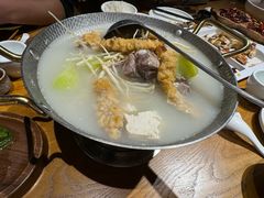 -隔壁老王·家常云南菜(花巷店)