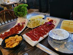 -牛缘村·贵州黄牛肉火锅(西善桥店)
