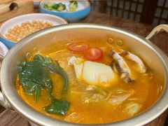 -明洞阿姨·韩式酱蟹烤肉·创意料理(三元桥店)