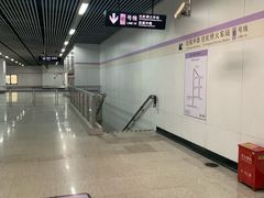 -龙溪路(地铁站)