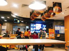 大堂-麦当劳(吉林站13检票口对面)