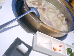 -烹然四季椰子鸡火锅(姚家园万象汇店)