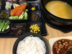 -小阿妹米线(苏宁广场)