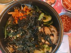 肥牛石锅拌饭-Thank u mom非油炸健康鸡(万国广场店)