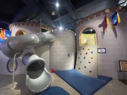 -幻贝家儿童乐园(武汉永旺梦乐城店)