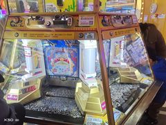 -爱玩嘉年华(龙湖杭州金沙天街店)