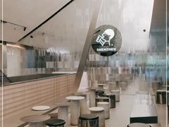 -喜茶(深圳欢乐海岸LAB店)