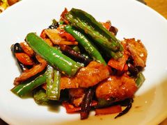 青椒炒爽肉-荟廷·晶萃(陆家嘴尚悦湾店)