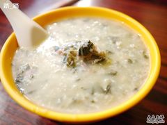 菜干猪骨粥-堂记肠粉专门店