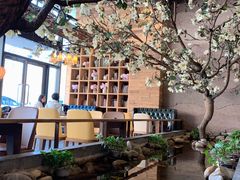 -山有花啡餐厅(常营总店)