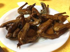 红烧乳鸽-鸽王世家(东华东路店)
