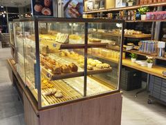 面包甜点陈列柜-面包新语(无锡M会员店)