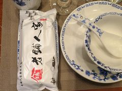 -老铺人家酒店(紫荆名流店)