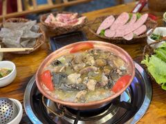 -阿婆情腊排骨火锅(金虹路店)