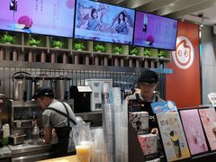 -CoCo都可(湖滨银泰店B区店)